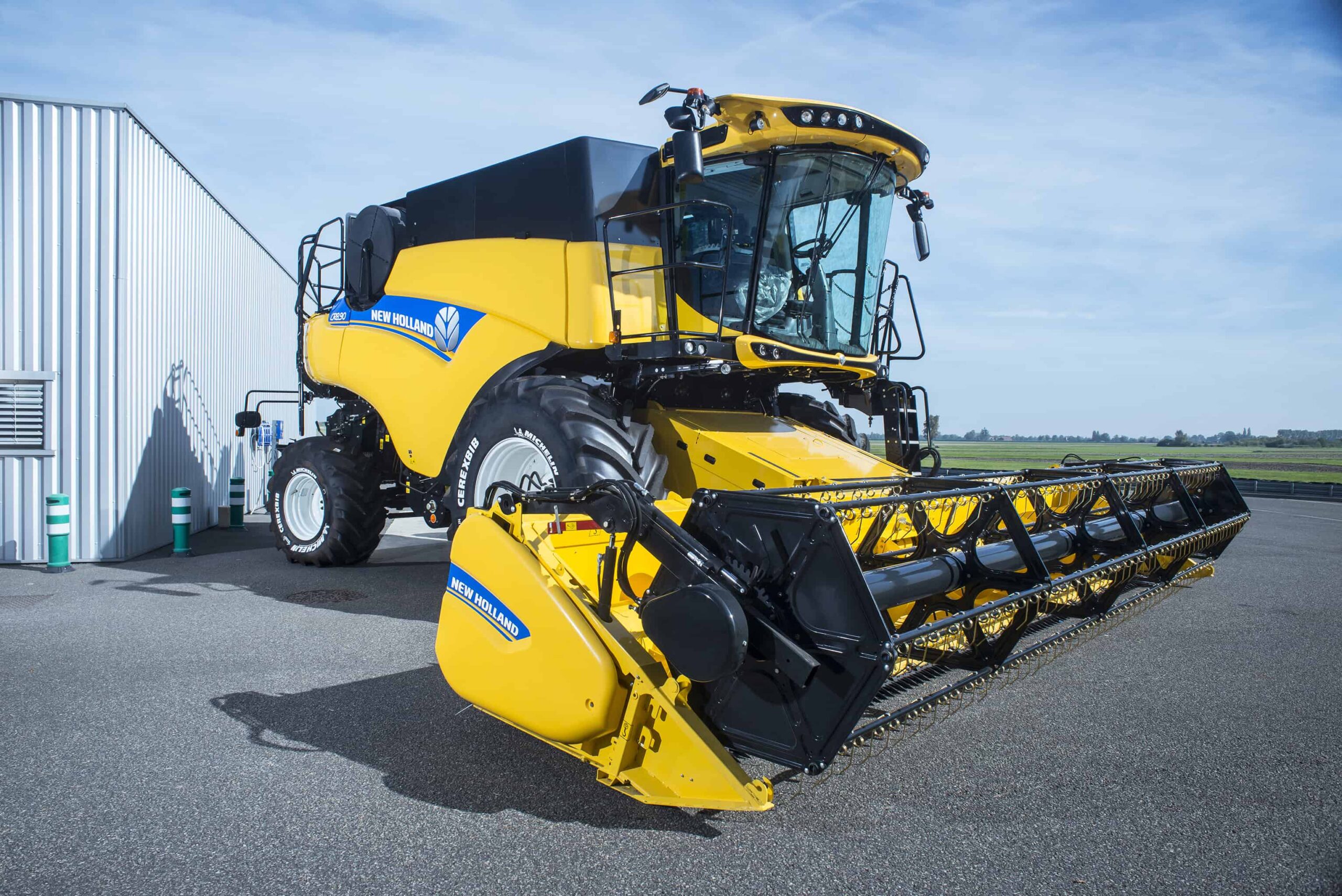 Michelin urges farmers to pay closer attention to rear harvester tyres