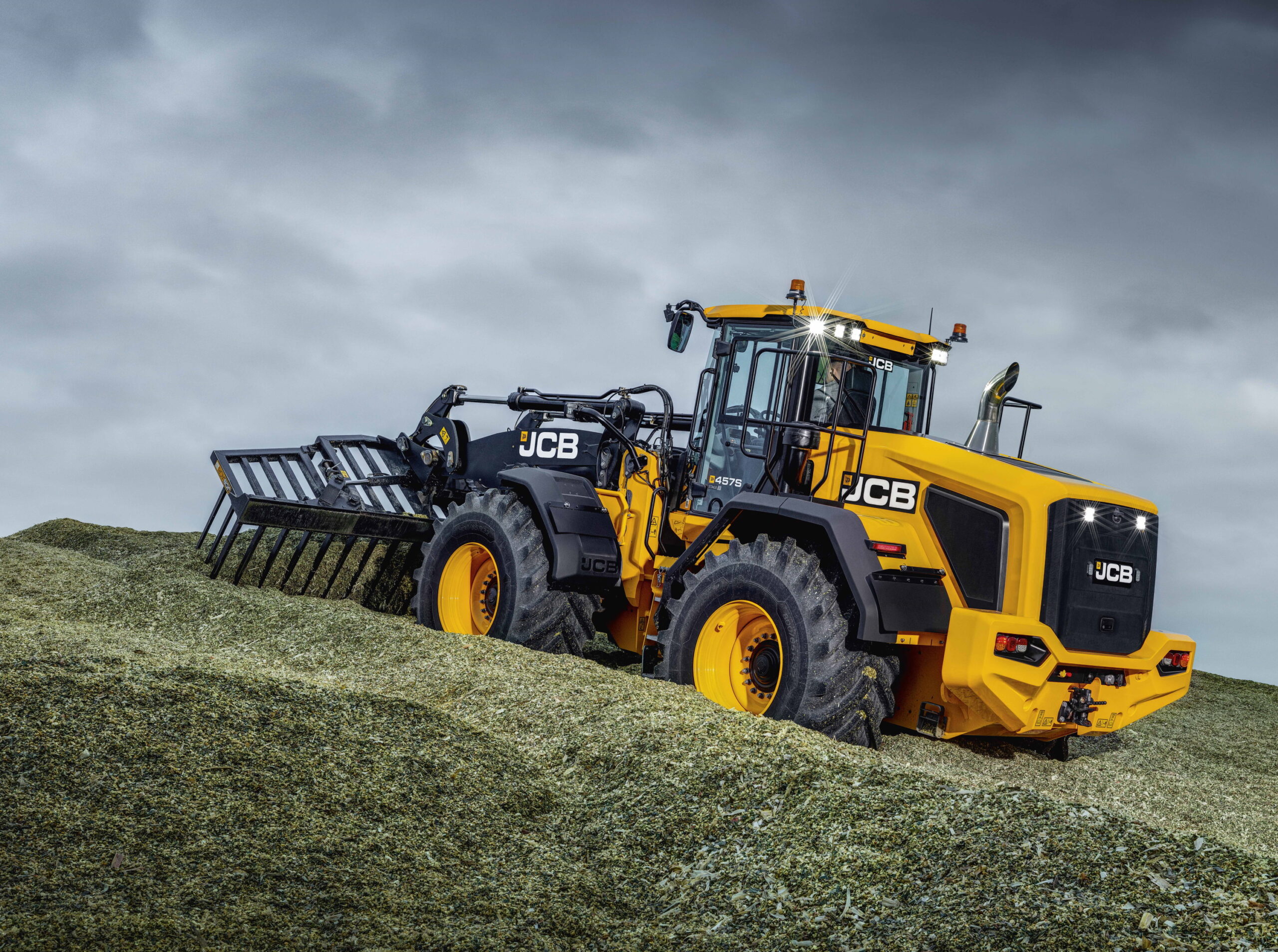JCB unveils the 457S Wheeled Loader for ultimate productivity