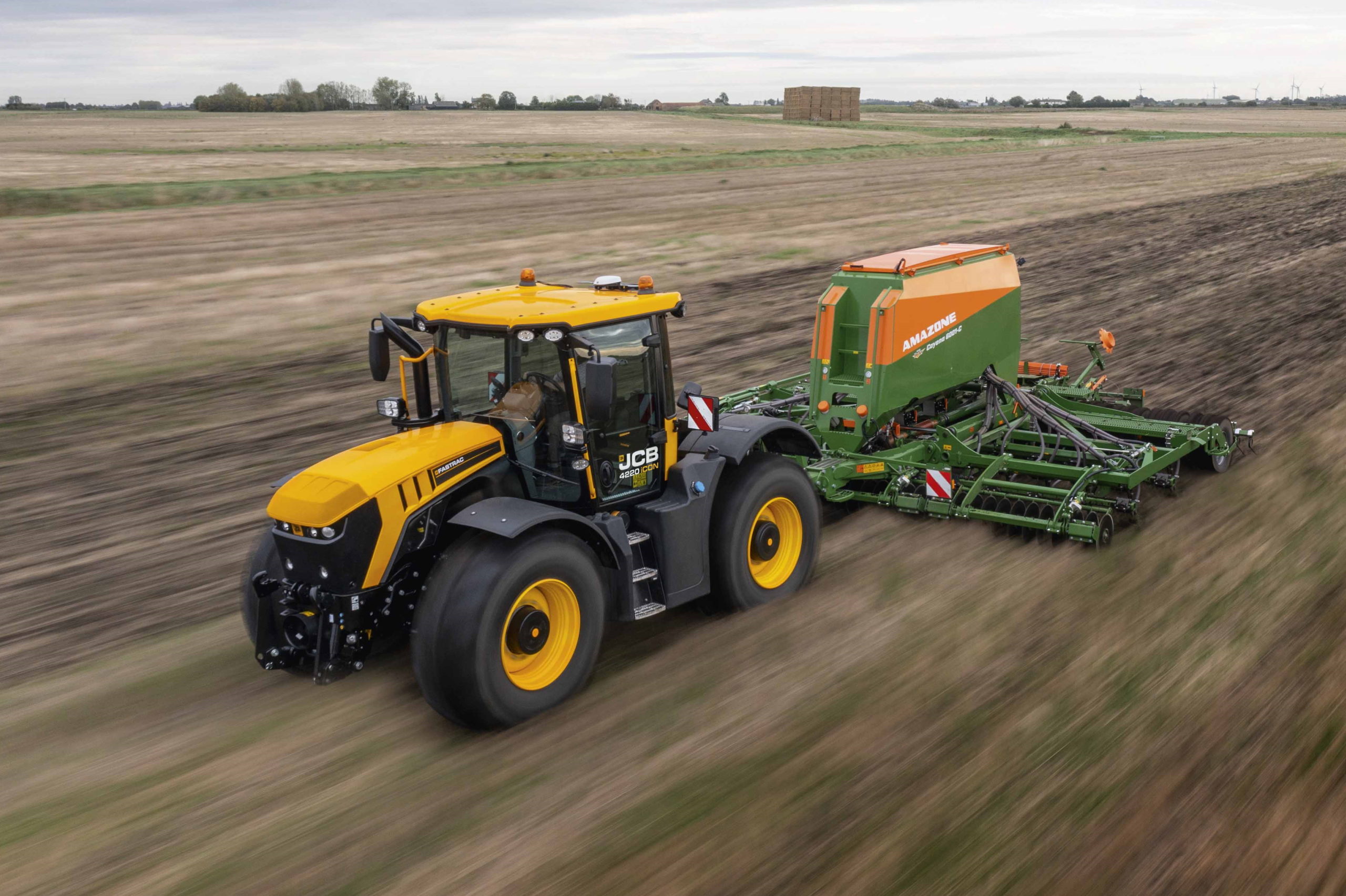 JCB launches Fastrac ‘Icon’ with all new tech-focused controls
