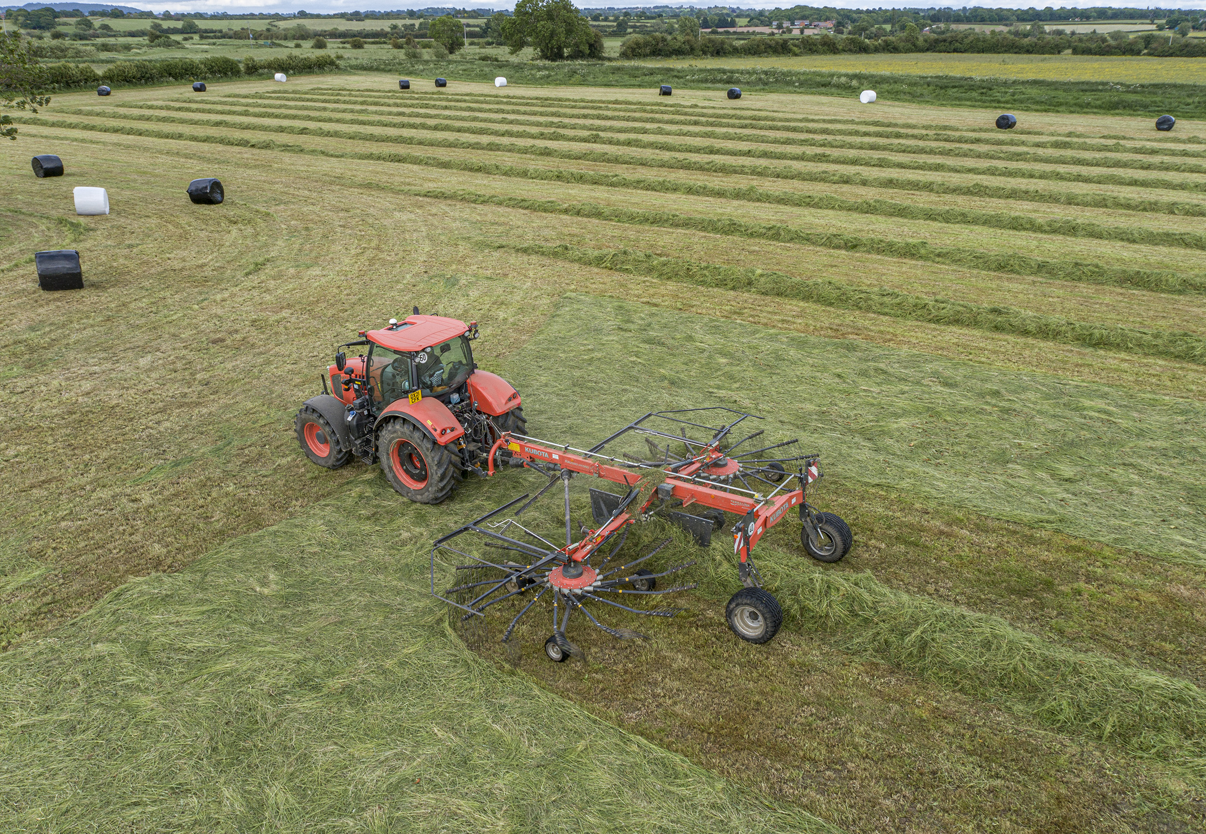 Kubota and Topcon sign collaborative research agreement for smart agriculture