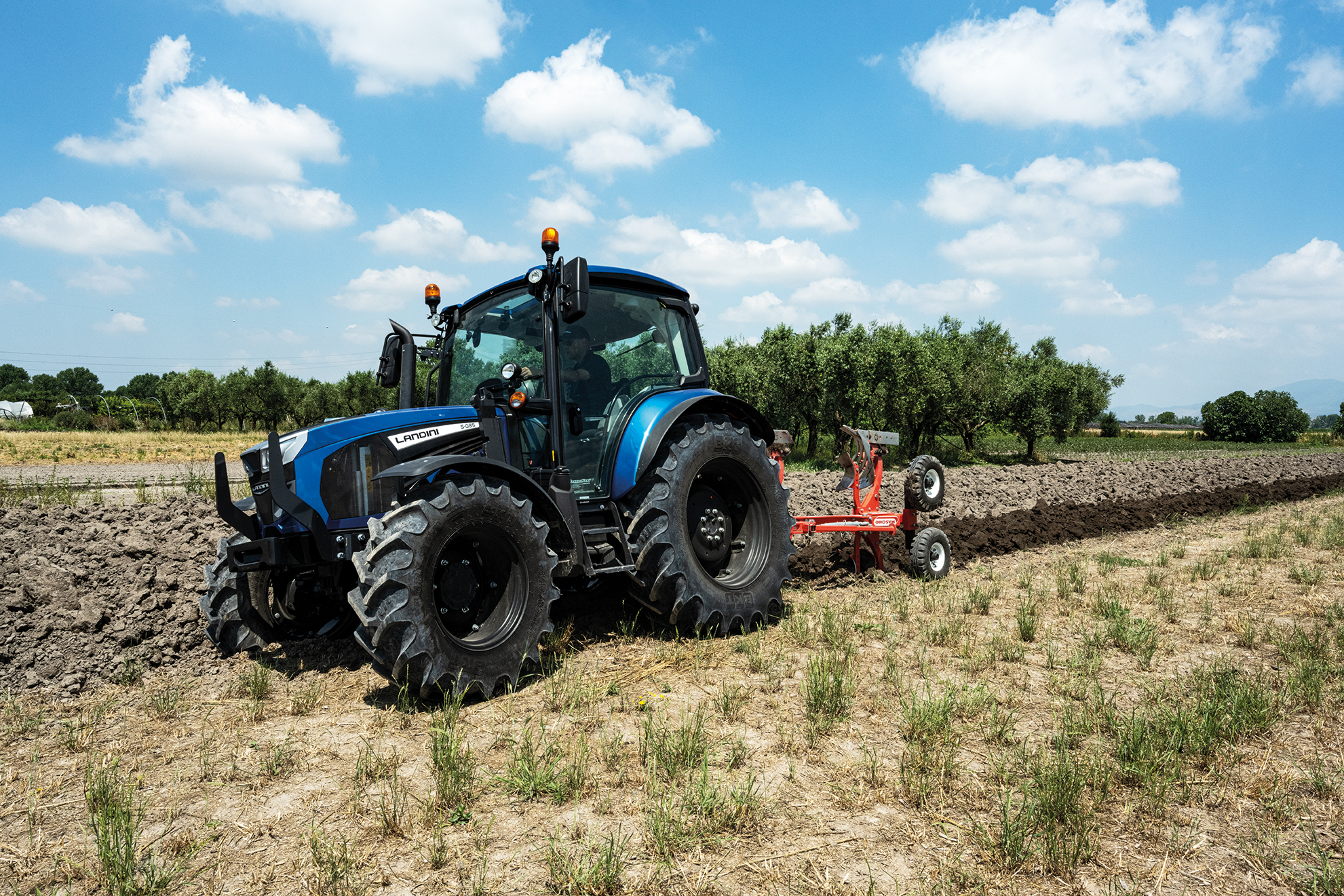 2022 starts with Landini’s new products