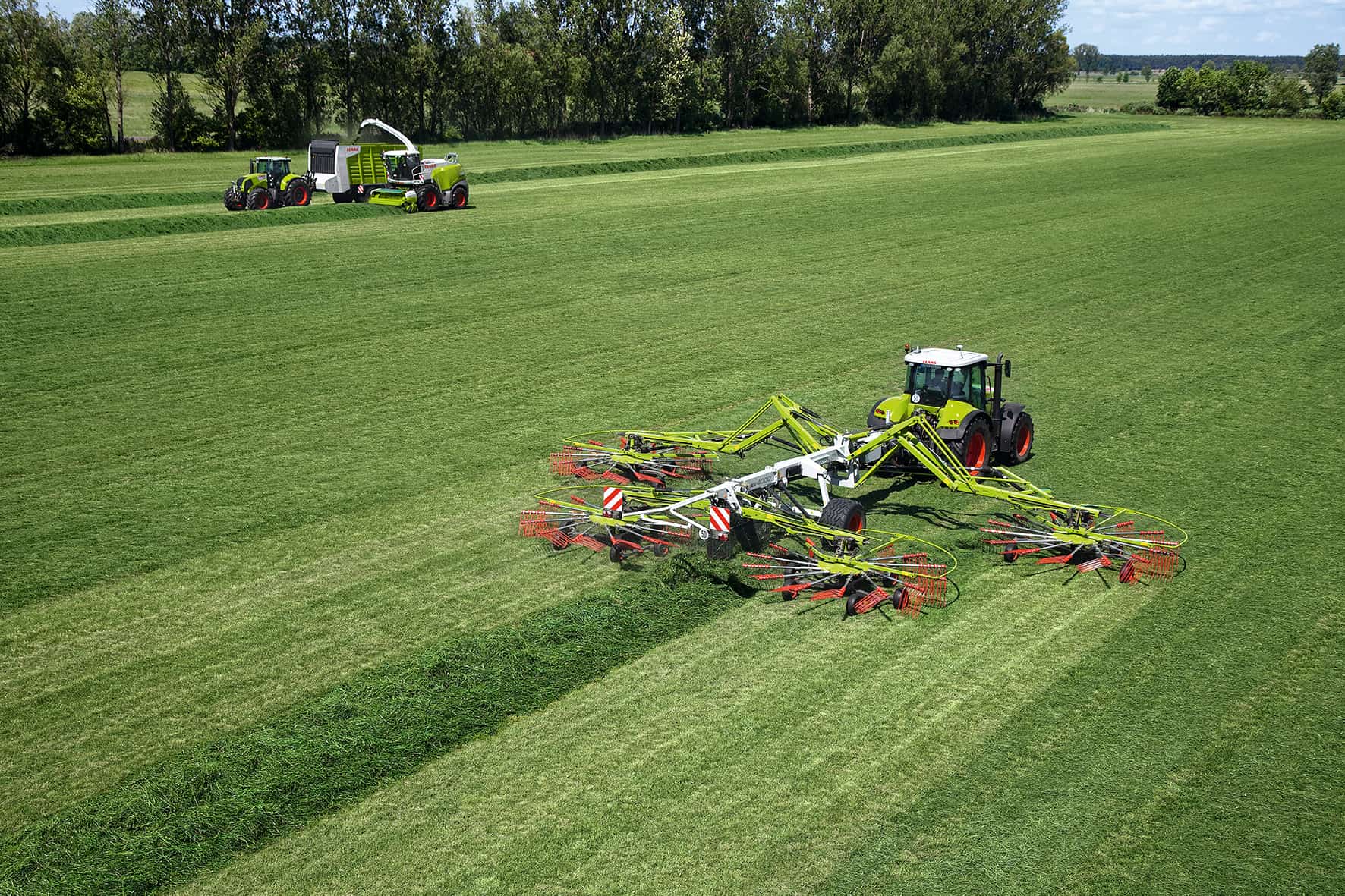 Claas four-rotor swather: 20 years of high performance