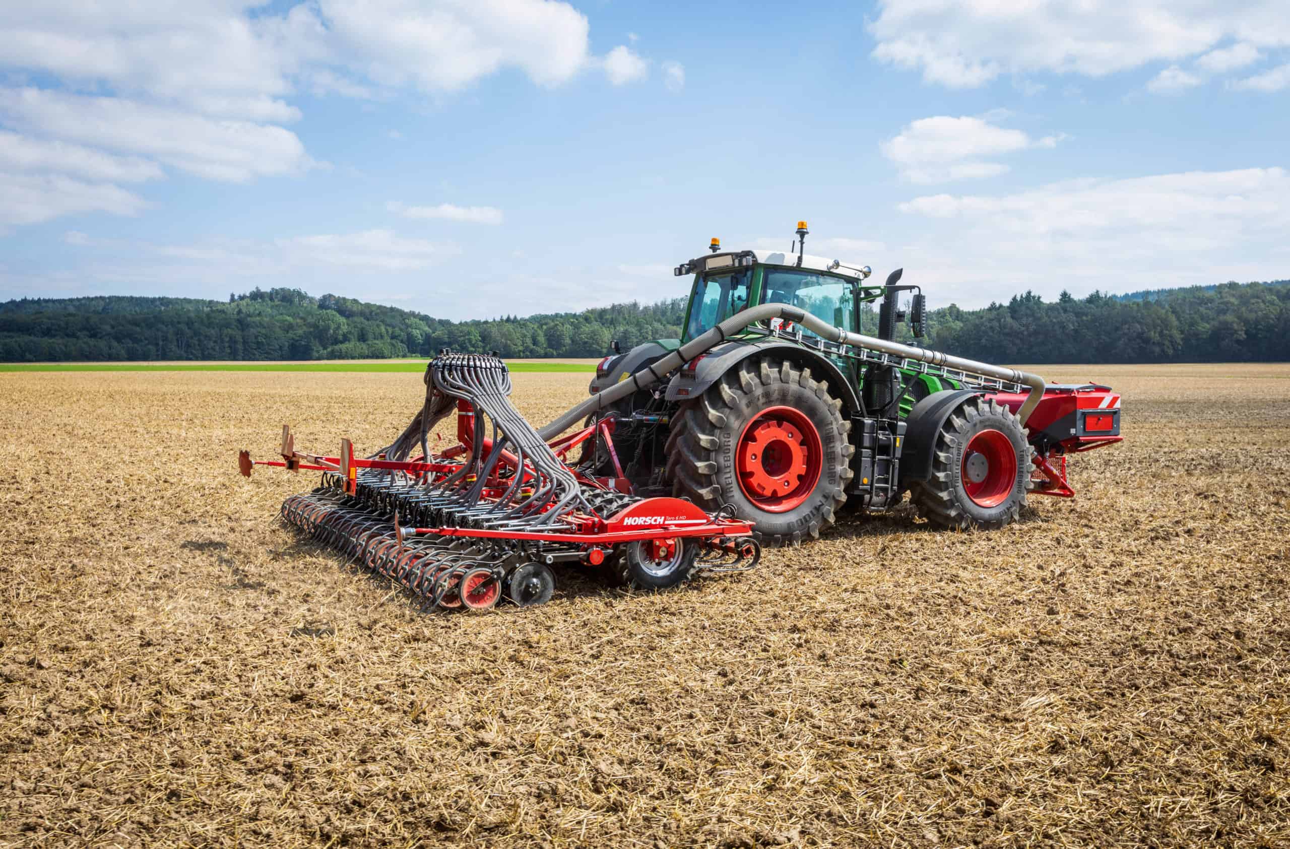 New HORSCH Taro drill family is highly manoeuvrable and efficient