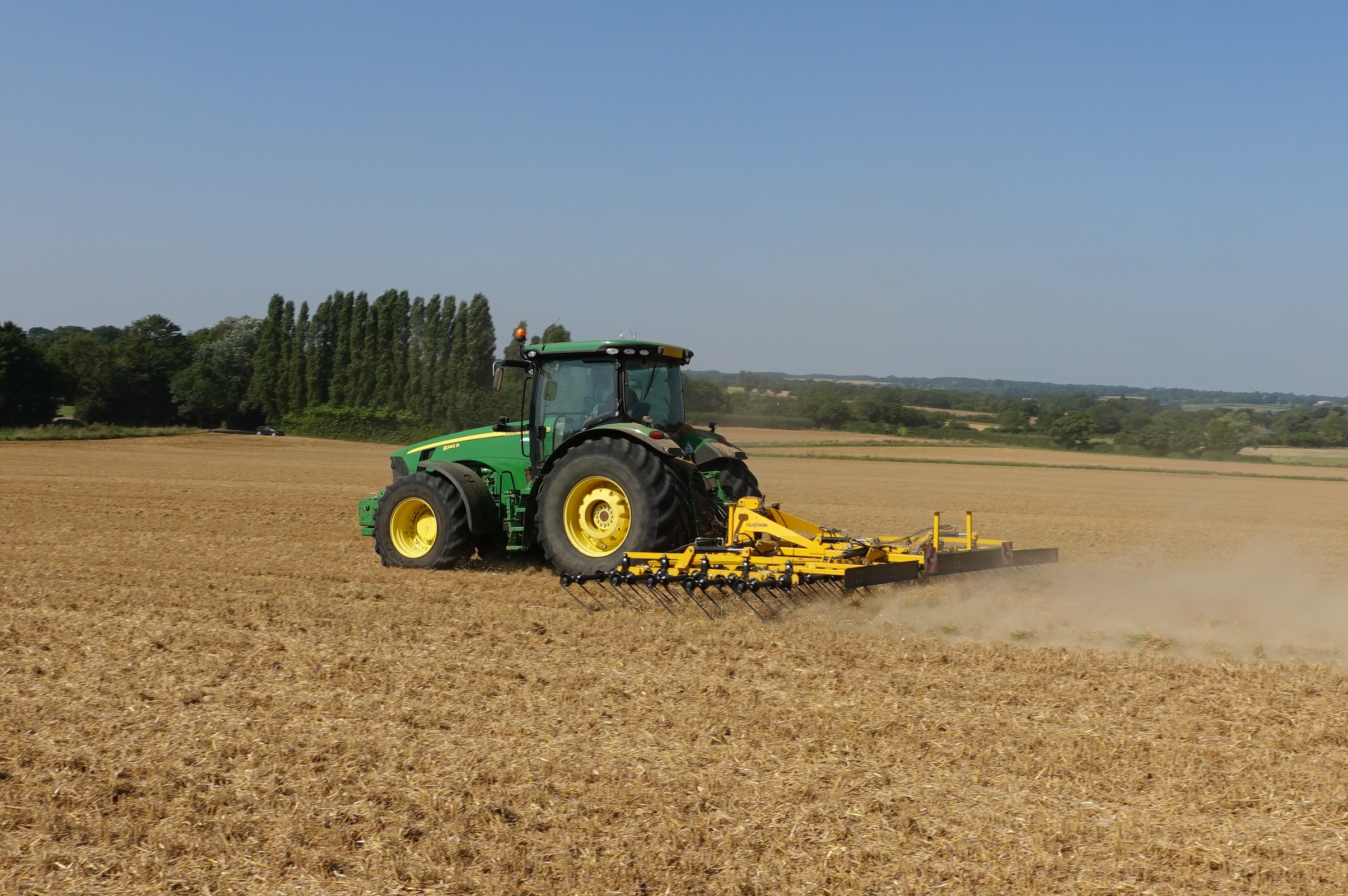 Claydon to launch new Evolution mounted drills and 9m Straw Harrow