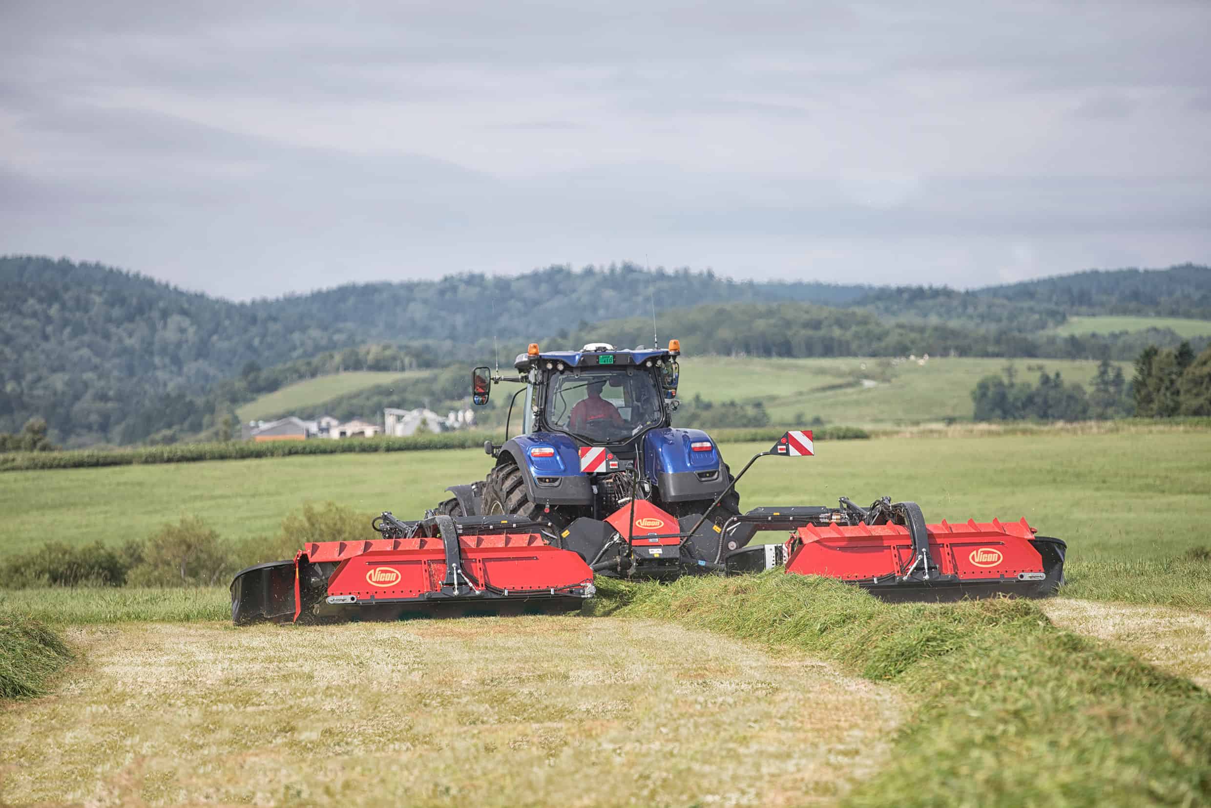 Vicon introduces BX swath grouper for the 7100T butterfly mower
